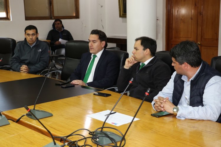 COMERCIO Y SUPERMERCADOS VAN RETOMANDO LA NORMALIDAD Y DESCARTAN DESABASTECIMIENTO COMERCIO Y SUPERMERCADOS VAN RETOMANDO LA NORMALIDAD Y DESCARTAN DESABASTECIMIENTO