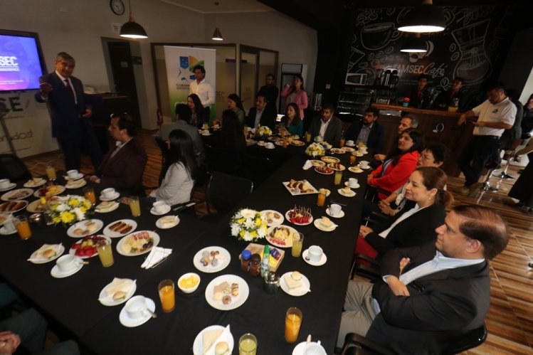 PROGRAMA DE EMPRENDIMIENTO BUSCA GENERAR NUEVOS NEGOCIOS CON ENFOQUE EN TECNOLOGÍA Y EDUCACIÓN PROGRAMA DE EMPRENDIMIENTO BUSCA GENERAR NUEVOS NEGOCIOS CON ENFOQUE EN TECNOLOGÍA Y EDUCACIÓN