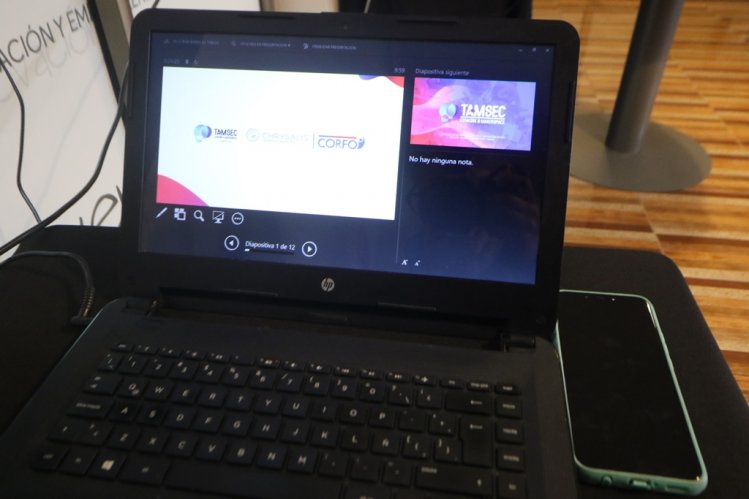 PROGRAMA DE EMPRENDIMIENTO BUSCA GENERAR NUEVOS NEGOCIOS CON ENFOQUE EN TECNOLOGÍA Y EDUCACIÓN PROGRAMA DE EMPRENDIMIENTO BUSCA GENERAR NUEVOS NEGOCIOS CON ENFOQUE EN TECNOLOGÍA Y EDUCACIÓN