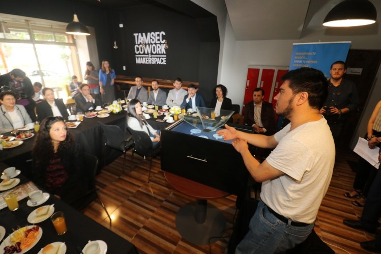 PROGRAMA DE EMPRENDIMIENTO BUSCA GENERAR NUEVOS NEGOCIOS CON ENFOQUE EN TECNOLOGÍA Y EDUCACIÓN PROGRAMA DE EMPRENDIMIENTO BUSCA GENERAR NUEVOS NEGOCIOS CON ENFOQUE EN TECNOLOGÍA Y EDUCACIÓN