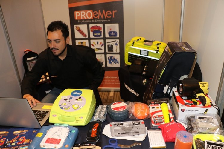 PROVEEDORES Y EMPRESAS MINERAS PROMUEVEN NUEVAS ALIANZAS PARA EL DESARROLLO DEL SECTOR PROVEEDORES Y EMPRESAS MINERAS PROMUEVEN NUEVAS ALIANZAS PARA EL DESARROLLO DEL SECTOR