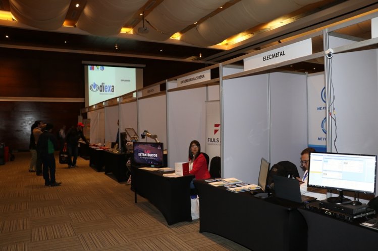 PROVEEDORES Y EMPRESAS MINERAS PROMUEVEN NUEVAS ALIANZAS PARA EL DESARROLLO DEL SECTOR PROVEEDORES Y EMPRESAS MINERAS PROMUEVEN NUEVAS ALIANZAS PARA EL DESARROLLO DEL SECTOR