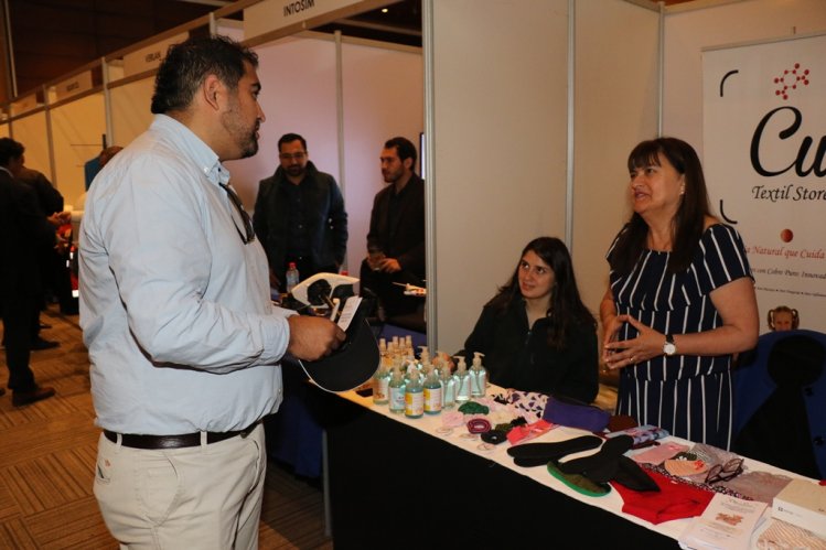 PROVEEDORES Y EMPRESAS MINERAS PROMUEVEN NUEVAS ALIANZAS PARA EL DESARROLLO DEL SECTOR PROVEEDORES Y EMPRESAS MINERAS PROMUEVEN NUEVAS ALIANZAS PARA EL DESARROLLO DEL SECTOR