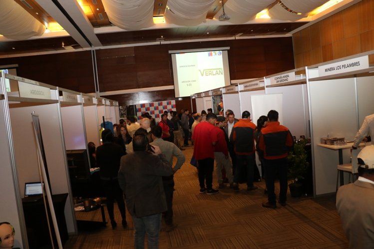 PROVEEDORES Y EMPRESAS MINERAS PROMUEVEN NUEVAS ALIANZAS PARA EL DESARROLLO DEL SECTOR PROVEEDORES Y EMPRESAS MINERAS PROMUEVEN NUEVAS ALIANZAS PARA EL DESARROLLO DEL SECTOR
