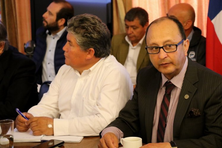 NUEVO PLAN DE EMERGENCIA HÍDRICA PONE SUS ÉNFASIS EN EL ABASTECIMIENTO HUMANO, DESARROLLO PRODUCTIVO Y APOYO SOCIAL NUEVO PLAN DE EMERGENCIA HÍDRICA PONE SUS ÉNFASIS EN EL ABASTECIMIENTO HUMANO, DESARROLLO PRODUCTIVO Y APOYO SOCIAL