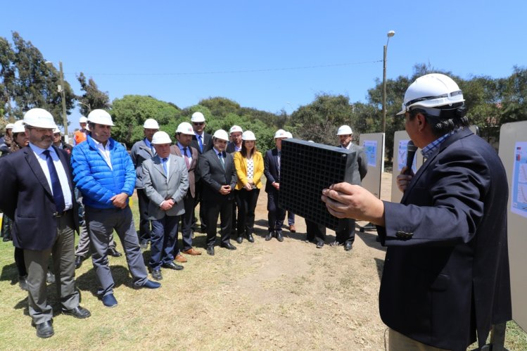 RÍO HURTADO TENDRÁ EL PRIMER SISTEMA DE ALCANTARILLADO QUE APROVECHARÁ SUS AGUAS RESIDUALES PARA RIEGO