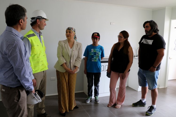 31 FAMILIAS VULNERABLES DE LA REGIÓN RECIBIRÁN SUS VIVIENDAS EN PROYECTO CON INTEGRACIÓN SOCIAL 31 FAMILIAS VULNERABLES DE LA REGIÓN RECIBIRÁN SUS VIVIENDAS EN PROYECTO CON INTEGRACIÓN SOCIAL