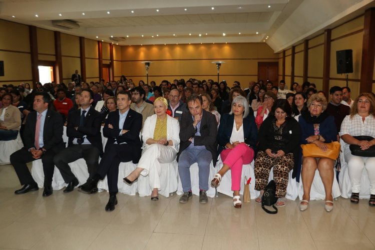 MÁS 170 DIRIGENTES SOCIALES DE LA REGIÓN DE COQUIMBO FORTALECEN SUS CAPACIDADES GRACIAS A CURSO ON LINE MÁS 170 DIRIGENTES SOCIALES DE LA REGIÓN DE COQUIMBO FORTALECEN SUS CAPACIDADES GRACIAS A CURSO ON LINE