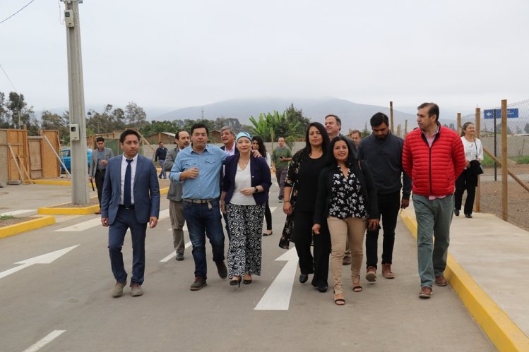 FAMILIAS DE PAN DE AZÚCAR CIERRAN MÁS DE 14 AÑOS DE ESPERA RECIBIENDO SUS CASAS PROPIAS FAMILIAS DE PAN DE AZÚCAR CIERRAN MÁS DE 14 AÑOS DE ESPERA RECIBIENDO SUS CASAS PROPIAS