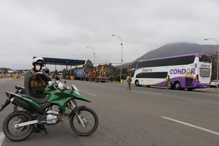 CON AMPLIO DESPLIEGUE MÉDICO Y DE SEGURIDAD COMIENZA A OPERAR LA ADUANA SANITARIA