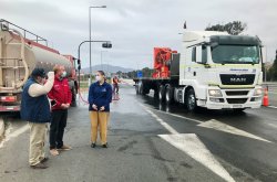 OBRAS PÚBLICAS Y EJÉRCITO IMPLEMENTAN SANITIZACIÓN DE BUSES Y CAMIONES EN PLAZAS DE PESAJE EN RUTA 5