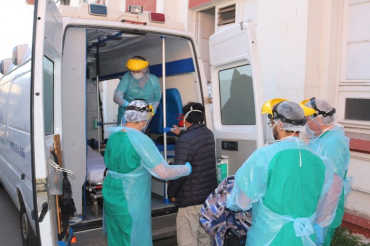 DOS NUEVOS PACIENTES EGRESAN DESDE HOSPITALES TRAS RECUPERARSE DEL CORONAVIRUS