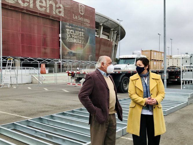 COMIENZA INSTALACIÓN DEL HOSPITAL MODULAR EN DEPENDENCIAS DEL ESTADIO LA PORTADA