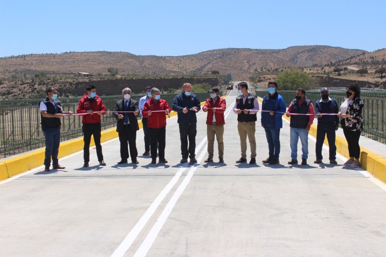 MOP REHABILITA PUENTE DE SOCOS TRAS TRABAJOS DE MEJORAMIENTO