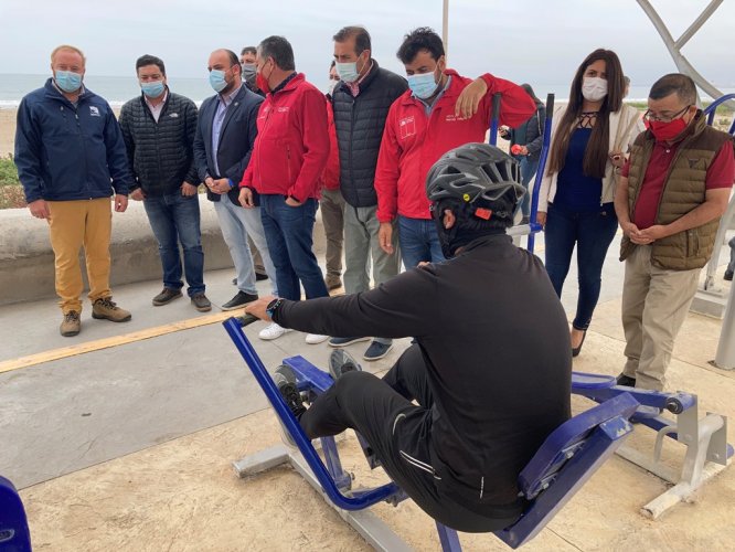 ENTREGAN A LA COMUNIDAD PRIMER TRAMO DEL RECONSTRUIDO PASEO DE LA COSTANERA DE COQUIMBO