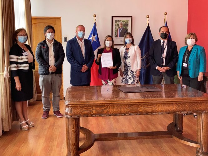 PRIMERA CIRUGÍA PARA PACIENTES CON PARKINSON EN LA REGIÓN SE REALIZA A TRAVÉS DE CONVENIO PÚBLICO- PRIVADO PRIMERA CIRUGÍA PARA PACIENTES CON PARKINSON EN LA REGIÓN SE REALIZA A TRAVÉS DE CONVENIO PÚBLICO- PRIVADO