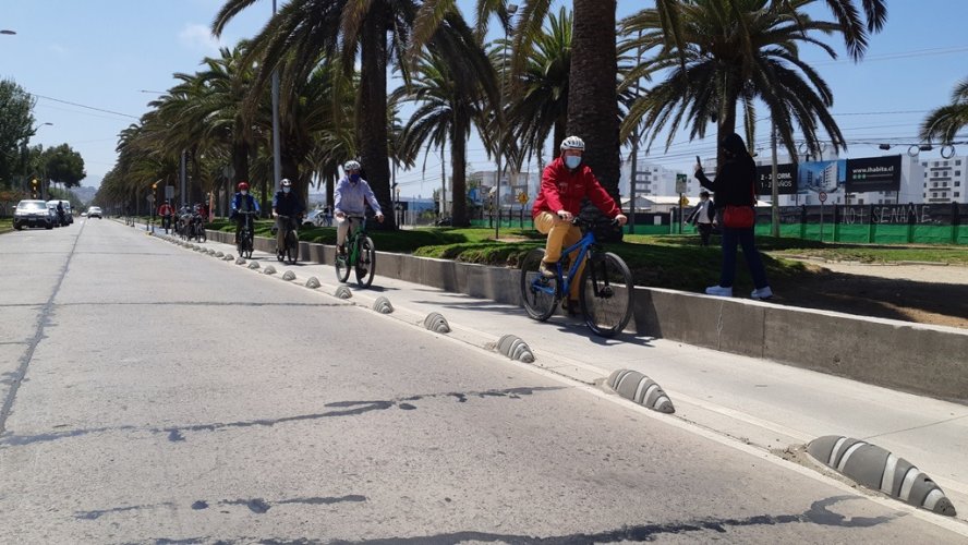 INAUGURAN NUEVO TRAMO DE CICLOVÍA EN AVENIDA FRANCISCO DE AGUIRRE QUE UNE LA RUTA 5 Y EL FARO