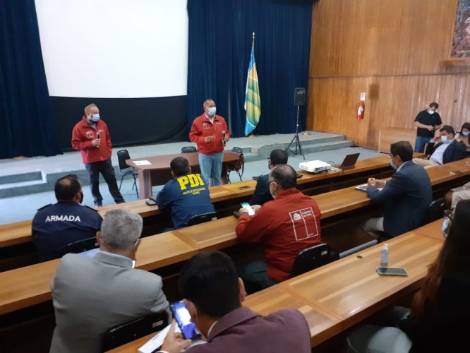 AUTORIDADES ANUNCIAN REORDENAMIENTO DE FERIAS Y CONTROL EN EL ACCESO A AVENIDA DEL MAR Y COSTANERA PARA ENFRENTAR ALZA DE CASOS COVID