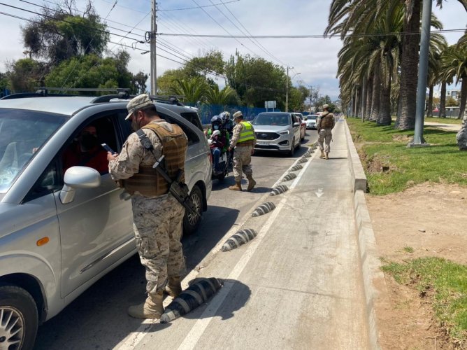 INTENSAS FISCALIZACIONES DE CUARENTENA Y RESTRICCIÓN VEHICULAR DURANTE EL FIN DE SEMANA