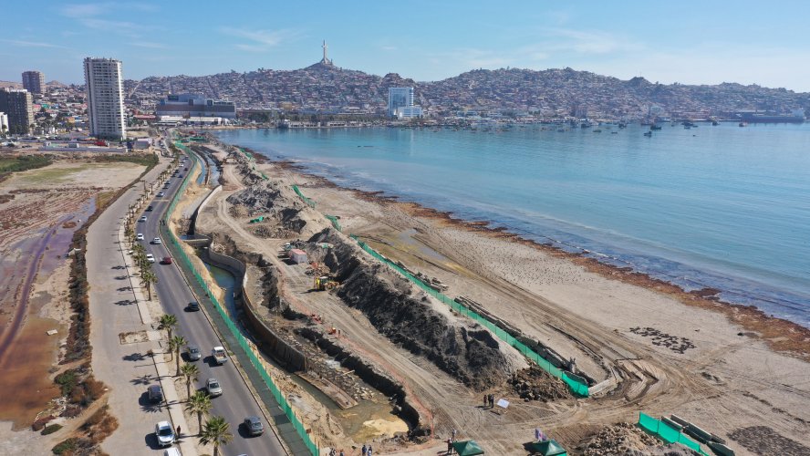 MÁS DE UN 30% DE AVANCE TIENE EL MEJORAMIENTO DEL BORDE COSTERO DE COQUIMBO AFECTADO POR EL TERREMOTO Y TSUNAMI DEL AÑO 2015