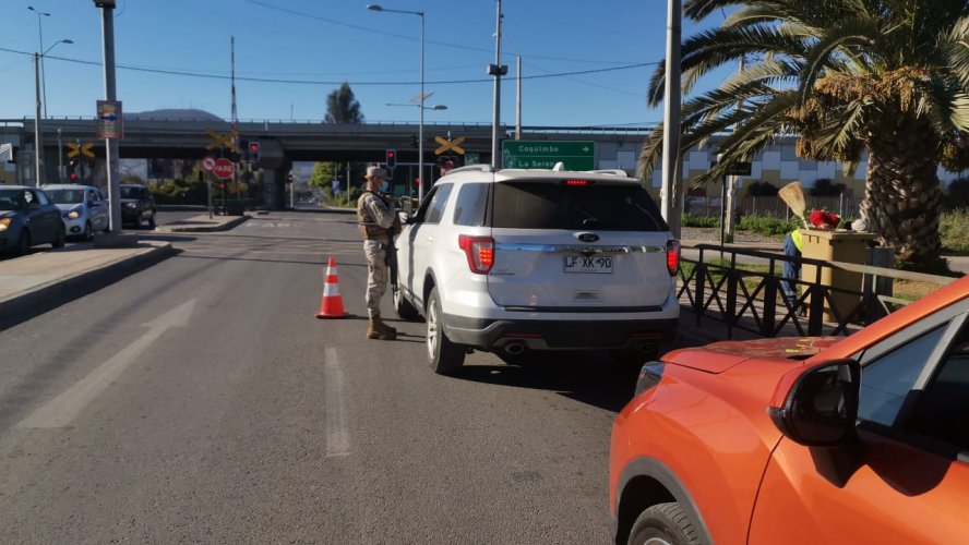 PUNTOS DE CONTROL REVELARON ALTA MOVILIDAD CON MÁS DE 500 VEHÍCULOS DEVUELTOS A SUS LUGARES DE ORIGEN