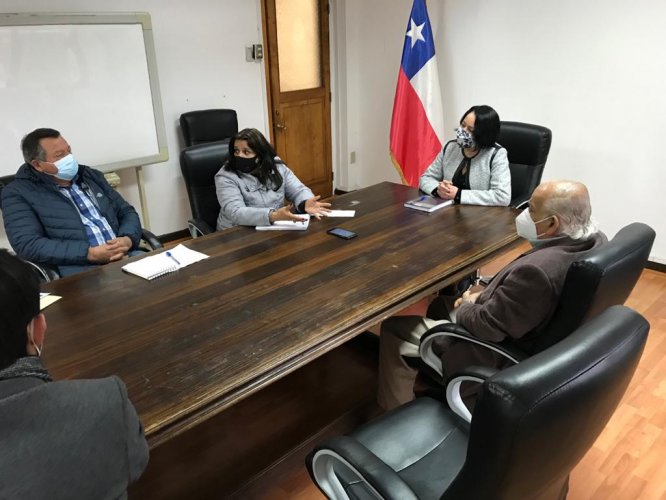 VECINOS DEL SECTOR CERES DE LA SERENA RECIBIRÁN APOYO PARA LIMPIEZA DE POZOS MIENTRAS AVANZAN LAS INICIATIVAS DEFINITIVAS VECINOS DEL SECTOR CERES DE LA SERENA RECIBIRÁN APOYO PARA LIMPIEZA DE POZOS MIENTRAS AVANZAN LAS INICIATIVAS DEFINITIVAS