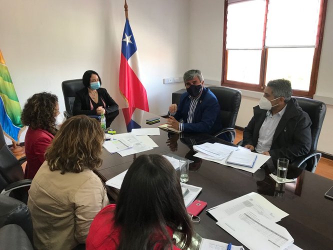 DIVERSAS INICIATIVAS LOCALES SE HAN REVISADO EN REUNIONES ENTRE EL GOBIERNO REGIONAL Y ALCALDES DIVERSAS INICIATIVAS LOCALES SE HAN REVISADO EN REUNIONES ENTRE EL GOBIERNO REGIONAL Y ALCALDES