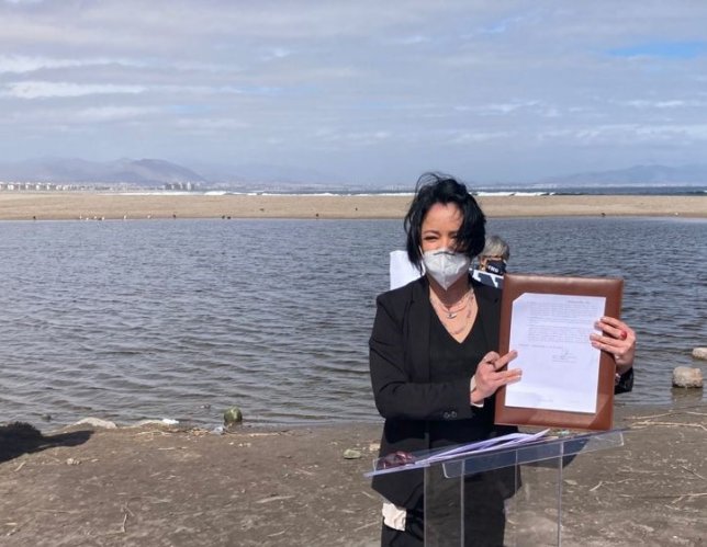 GOBERNADORA KRIST NARANJO DECLARA SITUACIÓN DE EMERGENCIA CLIMÁTICA Y MEDIOAMBIENTAL PARA LA REGIÓN GOBERNADORA KRIST NARANJO DECLARA SITUACIÓN DE EMERGENCIA CLIMÁTICA Y MEDIOAMBIENTAL PARA LA REGIÓN