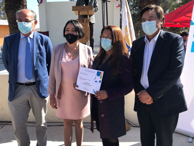 FONDOS CONCURSABLES DE MEDIOAMBIENTE Y SEGURIDAD CIUDADANA BENEFICIAN A 54 INICIATIVAS DE LIMARÍ Y CHOAPA FONDOS CONCURSABLES DE MEDIOAMBIENTE Y SEGURIDAD CIUDADANA BENEFICIAN A 54 INICIATIVAS DE LIMARÍ Y CHOAPA
