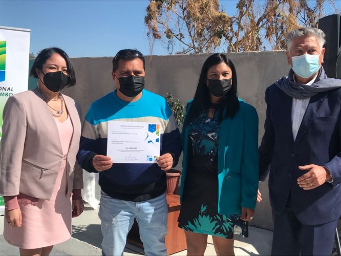FONDOS CONCURSABLES DE MEDIOAMBIENTE Y SEGURIDAD CIUDADANA BENEFICIAN A 54 INICIATIVAS DE LIMARÍ Y CHOAPA FONDOS CONCURSABLES DE MEDIOAMBIENTE Y SEGURIDAD CIUDADANA BENEFICIAN A 54 INICIATIVAS DE LIMARÍ Y CHOAPA