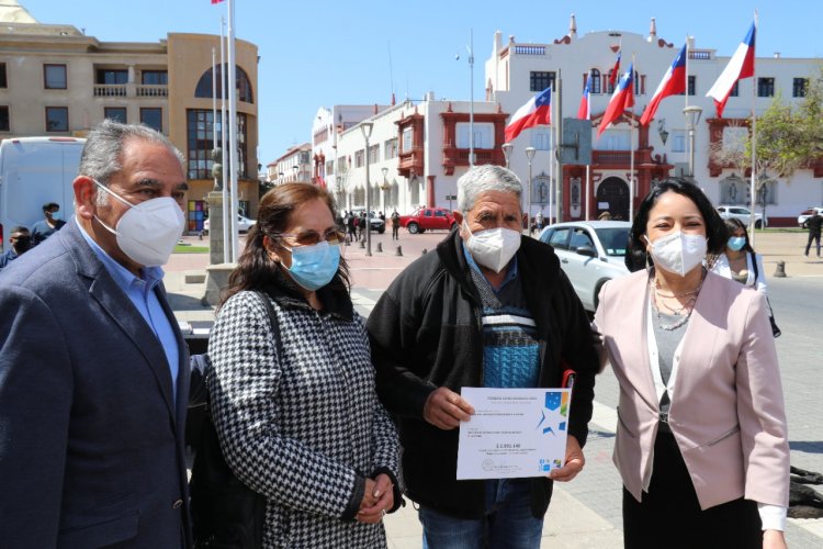 CERCA DE $400 MILLONES EN PROYECTOS DE SEGURIDAD CIUDADANA Y MEDIO AMBIENTE ENTREGÓ EL GOBIERNO REGIONAL A ORGANIZACIONES DE ELQUI