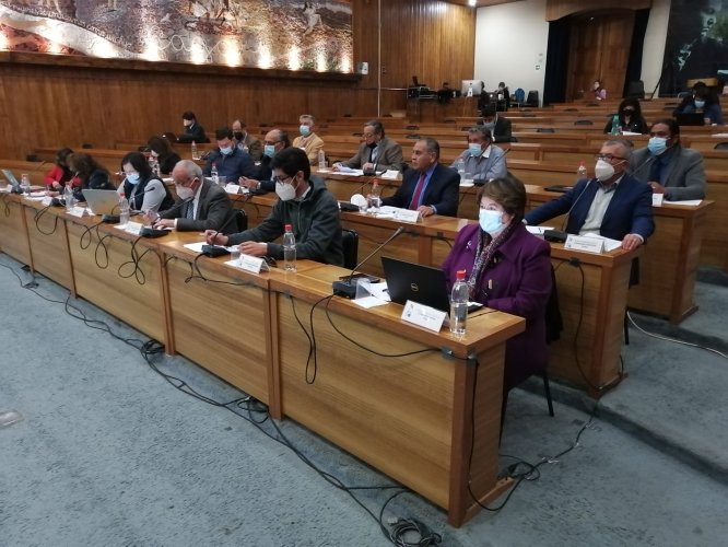 GOBIERNO REGIONAL DESTINARÁ SALDOS DE FONDOS CONCURSABLES PARA INICIATIVAS QUE AYUDEN A MITIGAR EFECTOS DE LA SEQUÍA GOBIERNO REGIONAL DESTINARÁ SALDOS DE FONDOS CONCURSABLES PARA INICIATIVAS QUE AYUDEN A MITIGAR EFECTOS DE LA SEQUÍA