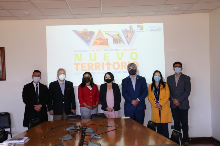 GOBERNADORA REGIONAL Y ALCALDES INICIAN TRABAJO EN EL NUEVO TERRITORIO DE ZONAS REZAGADAS ELQUI – LIMARÍ GOBERNADORA REGIONAL Y ALCALDES INICIAN TRABAJO EN EL NUEVO TERRITORIO DE ZONAS REZAGADAS ELQUI – LIMARÍ