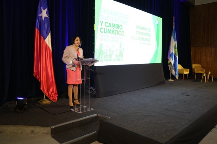 PRIMERA JORNADA DE SEMINARIO INTERNACIONAL DE DESARROLLO SUSTENTABLE Y CAMBIO CLIMÁTICO SE ENFOCÓ EN LA GESTIÓN Y USO EFICIENTE DEL AGUA PRIMERA JORNADA DE SEMINARIO INTERNACIONAL DE DESARROLLO SUSTENTABLE Y CAMBIO CLIMÁTICO SE ENFOCÓ EN LA GESTIÓN Y USO EFICIENTE DEL AGUA