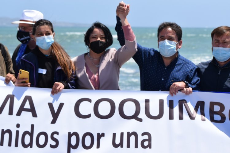 Gobernadores de Atacama y Coquimbo ofician a Medio Ambiente solicitando dejar sin efecto votación del Comité de Ministros que divide Archipiélago de Humboldt