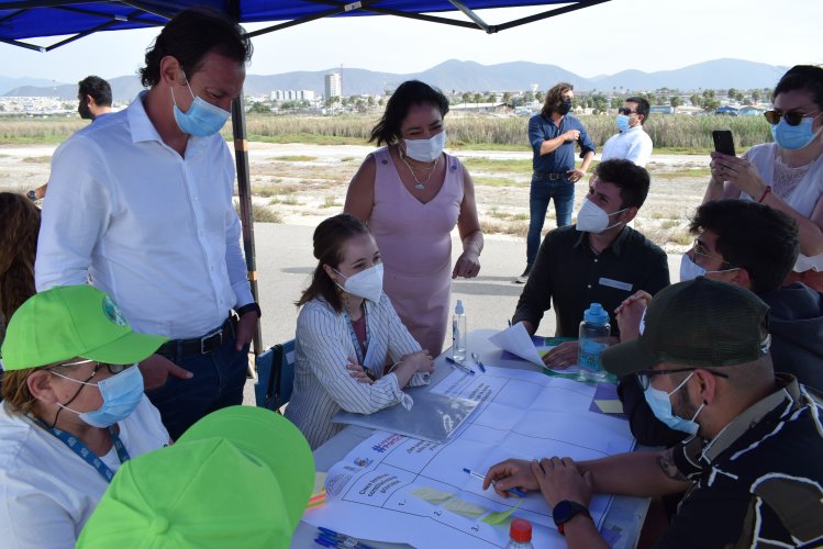 Vecinas y vecinos de Coquimbo participan en proceso constituyente sobre temáticas medioambientales