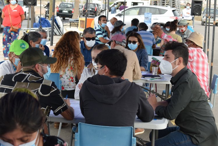 Vecinas y vecinos de Coquimbo participan en proceso constituyente sobre temáticas medioambientales