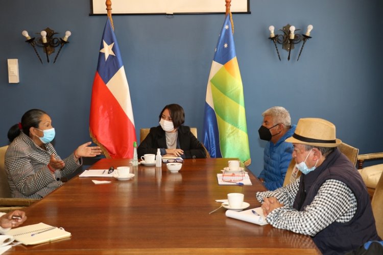 Gobernadora y comunidades agrícolas de la región inician trabajo conjunto para atender sus necesidades