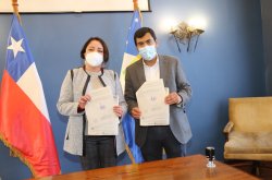 Gobernadora y alcalde firman convenio para iniciar mejoramiento de acceso sur de la comuna de Illapel