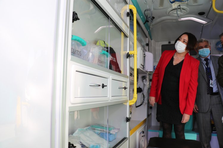 Llegan dos nuevas ambulancias para reforzar atención primaria en Centros de Salud Familiar