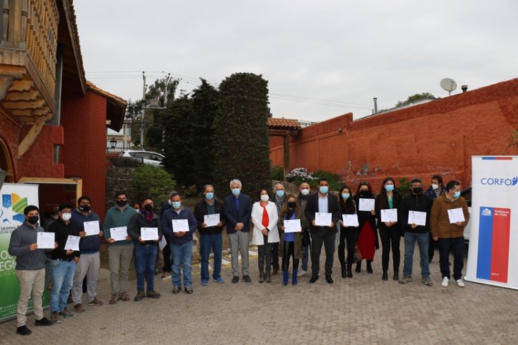 Gobierno Regional y CORFO apoyan 21 proyectos de innovación con foco en economía circular sustentable Gobierno Regional y CORFO apoyan 21 proyectos de innovación con foco en economía circular sustentable