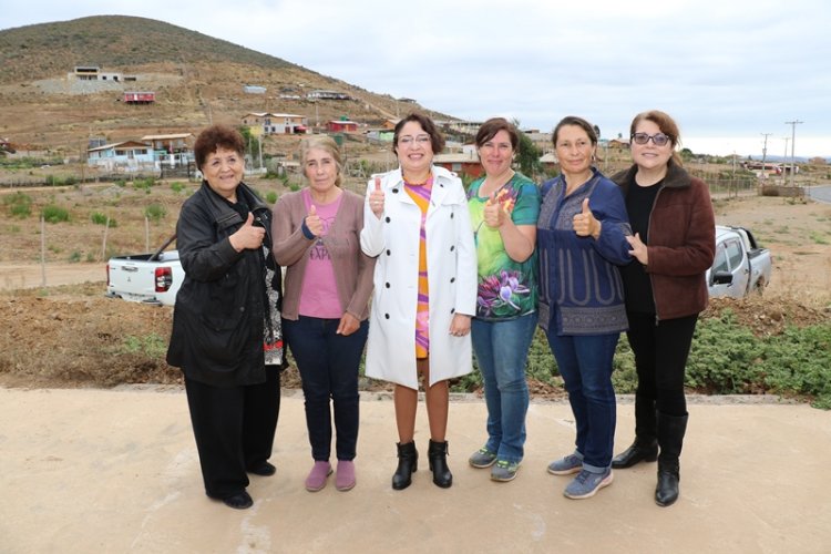 160 familias del Cajón del Romero de La Serena celebran avance del proyecto de electrificación rural