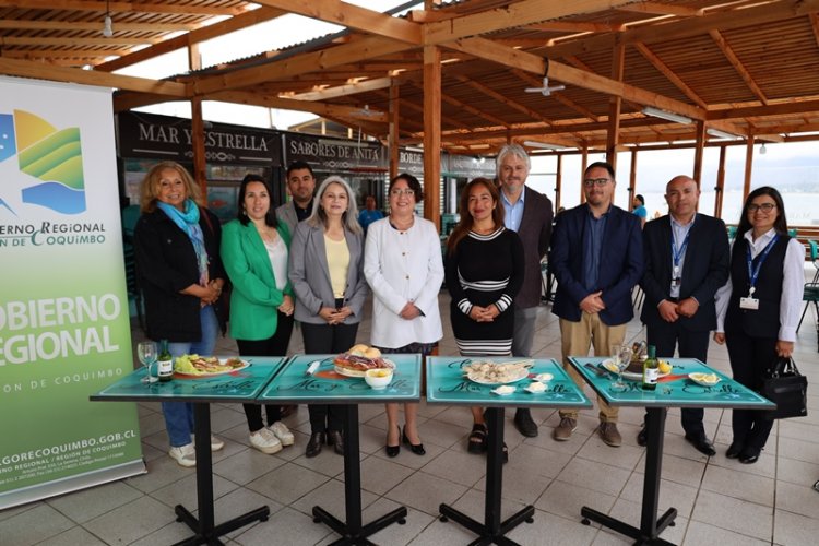 Inauguran Mercado Gastronómico de Guanaqueros liderado por mujeres