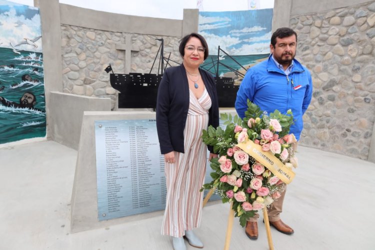 Inauguran memorial a 100 años del naufragio del vapor Itata en la comuna de La Higuera