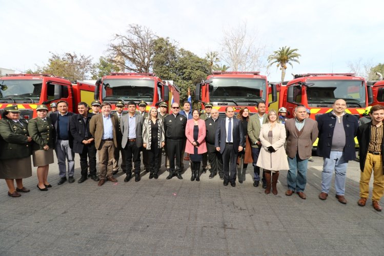 Gobierno Regional entrega carros de Bomberos para Andacollo, Coquimbo, Combarbalá, Monte Patria y Canela