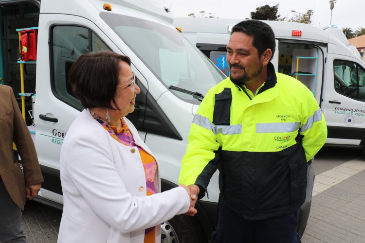 Nuevas ambulancias llegarán a reforzar la salud primaria en las comunas de Combarbalá y Coquimbo