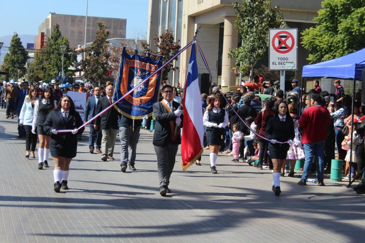 CON EMOTIVO DESFILE CÍVICO MILITAR OVALLE CONMEMORÓ SU ANIVERSARIO 193