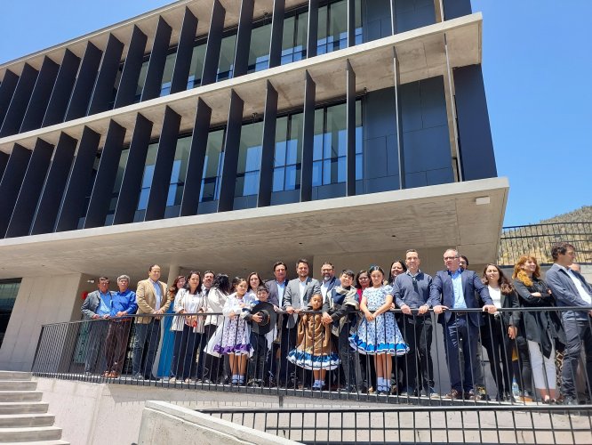 La escuela más moderna de la Región de Coquimbo funcionará en la comuna de Canela La escuela más moderna de la Región de Coquimbo funcionará en la comuna de Canela