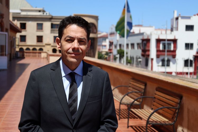 Gobernador de Coquimbo llama a respetar justicia ambiental y resolver futuro de Dominga Gobernador de Coquimbo llama a respetar justicia ambiental y resolver futuro de Dominga