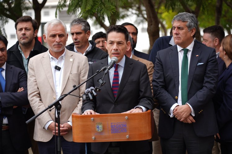 Gobernadores regionales alzan la voz y exigen respeto ante imposiciones del Ejecutivo Gobernadores regionales alzan la voz y exigen respeto ante imposiciones del Ejecutivo